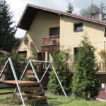 Raport Dnia: Gospodarstwo Turystyczne "Radostowa" w Ciekotach / Krzysztof Bujnowicz - Radio Kielce / Raport Dnia: Gospodarstwo Turystyczne "Radostowa" w Ciekotach