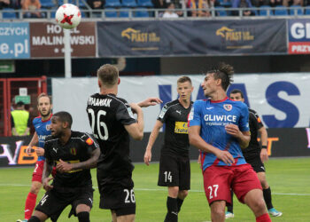 Mecz Piast Gliwice - Korona Kielce / Krzysztof Bujnowicz - Radio Kielce / Mecz Piast Gliwice - Korona Kielce