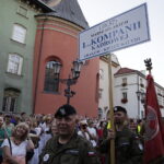 05.08.2017 Kraków. Uroczystości inaugurujące Marsz Szlakiem Pierwszej Kompanii Kadrowej. Lekcja śpiewania pieśni legionowych. / Jarosław Kubalski - Radio Kielce / Kraków. Uroczystości inaugurujące Marsz Szlakiem