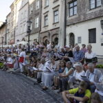 05.08.2017 Kraków. Uroczystości inaugurujące Marsz Szlakiem Pierwszej Kompanii Kadrowej. Lekcja śpiewania pieśni legionowych. / Jarosław Kubalski - Radio Kielce / Kraków. Uroczystości inaugurujące Marsz Szlakiem