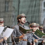 05.08.2017 Kraków. Uroczystości inaugurujące Marsz Szlakiem Pierwszej Kompanii Kadrowej. Lekcja śpiewania pieśni legionowych. / Jarosław Kubalski - Radio Kielce / Kraków. Uroczystości inaugurujące Marsz Szlakiem