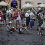 05.08.2017 Kraków. Uroczystości inaugurujące Marsz Szlakiem Pierwszej Kompanii Kadrowej. Lekcja śpiewania pieśni legionowych. / Jarosław Kubalski - Radio Kielce / Kraków. Uroczystości inaugurujące Marsz Szlakiem