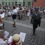 05.08.2017 Kraków. Uroczystości inaugurujące Marsz Szlakiem Pierwszej Kompanii Kadrowej. Lekcja śpiewania pieśni legionowych. / Jarosław Kubalski - Radio Kielce / Kraków. Uroczystości inaugurujące Marsz Szlakiem