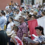 05.08.2017 Kraków. Uroczystości inaugurujące Marsz Szlakiem Pierwszej Kompanii Kadrowej. Lekcja śpiewania pieśni legionowych. / Jarosław Kubalski - Radio Kielce / Kraków. Uroczystości inaugurujące Marsz Szlakiem