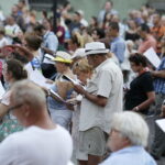 05.08.2017 Kraków. Uroczystości inaugurujące Marsz Szlakiem Pierwszej Kompanii Kadrowej. Lekcja śpiewania pieśni legionowych. / Jarosław Kubalski - Radio Kielce / Kraków. Uroczystości inaugurujące Marsz Szlakiem