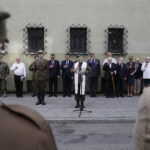 06.08.2017 Kraków. Uczestnicy Marszu Szlakiem Pierwszej Kompanii Kadrowej wyruszyli z Krakowa do Kielc. Apel na Oleandrach. / Jarosław Kubalski - Radio Kielce / Marsz Szlakiem Pierwszej Kompanii Kadrowej wyruszył z Krakowa do Kielc