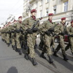 06.08.2017 Kraków. Uczestnicy Marszu Szlakiem Pierwszej Kompanii Kadrowej wyruszyli z Krakowa do Kielc. / Jarosław Kubalski - Radio Kielce / Marsz Szlakiem Pierwszej Kompanii Kadrowej wyruszył z Krakowa do Kielc