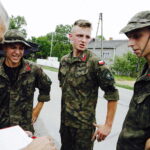 06.08.2017 Zaborze. Marsz Szlakiem Pierwszej Kompanii Kadrowej. / Jarosław Kubalski - Radio Kielce / Kadrówka na trasie do Słomnik