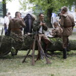 06.08.2017 Słomniki. Marsz Szlakiem Pierwszej Kompanii Kadrowej. / Jarosław Kubalski - Radio Kielce / Kadrówka weszła do Słomnik