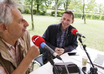 07.08.2017 Kielce. "Stacji: Wakacje" w Radiu Kielce. Gościem Pawła Solarza Był Wit Chamera. / Jarosław Kubalski - Radio Kielce / Wit Chamera i Paweł Solarz.