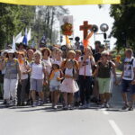 08.08.2017 Kielce. Piesza pielgrzymka diecezji kieleckiej na Jasną Górę wkracza do Kielc. / Jarosław Kubalski - Radio Kielce / Pielgrzymka wkracza do Kielc.