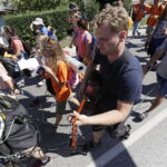 08.08.2017 Kielce. Piesza pielgrzymka diecezji kieleckiej na Jasną Górę wkracza do Kielc. / Jarosław Kubalski - Radio Kielce / Pielgrzymka wkracza do Kielc.