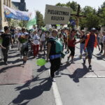 08.08.2017 Kielce. Piesza pielgrzymka diecezji kieleckiej na Jasną Górę wkracza do Kielc. / Jarosław Kubalski - Radio Kielce / Pielgrzymka wkracza do Kielc.