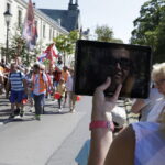 08.08.2017 Kielce. Piesza pielgrzymka diecezji kieleckiej na Jasną Górę wkracza do Kielc. / Jarosław Kubalski - Radio Kielce / Pielgrzymka wkracza do Kielc.