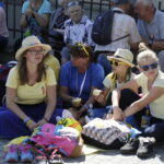 08.08.2017 Kielce. Piesza pielgrzymka diecezji kieleckiej na Jasną Górę wkracza do Kielc. / Jarosław Kubalski - Radio Kielce / Pielgrzymka wkracza do Kielc.