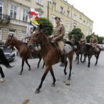 12.08.2017 Kielce. Marsz Szlakiem Pierwszej Kompanii Kadrowej wkroczył do Kielc. Przemarsz z Placu Wolności pod Pałac Biskupów Krakowskich. / Jarosław Kubalski - Radio Kielce / Marsz Szlakiem Pierwszej Kompanii Kadrowej wkroczył do Kielc