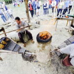 13.08.2017 Nowa Słupia. Dymarki w Centrum Kulturowo- Archeologicznym. / Jarosław Kubalski - Radio Kielce / Dymarki w Nowej Słupi