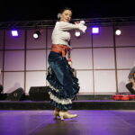 13.08.2017 Kielce. Letnia scena przed KCK. Koncert z cyklu "Tarasy Sztuki". Występ zespołu Corazon Flamenco. Anna Iberszer. / Jarosław Kubalski - Radio Kielce / Koncert zespołu Corazon Flamenco przed KCK