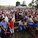 15.08.2017 Zrecze Chałupczańskie. Dożynki gminy Chmielnik. / Jarosław Kubalski - Radio Kielce / Dożynki w Zreczu Chałupczańskim.