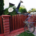 15.08.2017 Zrecze Chałupczańskie. Dożynki gminy Chmielnik. Dekoracje we wsi. / Jarosław Kubalski - Radio Kielce / Dożynki w Zreczu Chałupczańskim.