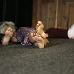 26.08.2017 Kielce. III Wakacyjny Festiwal Sztuki Hurra! ART! w Teatrze Lalki i Aktora „Kubuś”. Warsztaty „Domowe harce”. / Jarosław Kubalski  /  Radio Kielce / III Wakacyjny Festiwal Sztuki Hurra! ART!