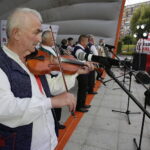 26.08.2017 Skarżysko - Kamienna. Potańcówka z Radiem Kielce. Zespół Pieśni i Tańca Małogoszcz. / Jarosław Kubalski  /  Radio Kielce / Skarżysko - Kamienna. Potańcówka z Radiem Kielce