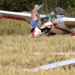 Masłów. Wypadek szybowca (17.08.2017) / Robert Felczak - Radio Kielce / 17.08.2017. Masłów. Wypadek szybowca na lotnisku