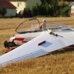 Masłów. Wypadek szybowca (17.08.2017) / Robert Felczak - Radio Kielce / 17.08.2017. Masłów. Wypadek szybowca na lotnisku