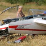 Masłów. Wypadek szybowca (17.08.2017) / Robert Felczak - Radio Kielce / 17.08.2017. Masłów. Wypadek szybowca na lotnisku