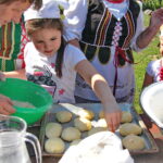 30.08.2017 Małogoszcz. Raport Dnia. Izba Regionalna w Gościnie u Chłopa Świętokrzyskiego – Ostoja Dworska / Krzysztof Bujnowicz - Radio Kielce / Izba Regionalna w Gościnie u Chłopa Świętokrzyskiego – Ostoja Dworska