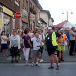 06.08.2017 Wiślica. Pielgrzymi wyruszyli z Wiślicy. / Kamil Włosowicz / Piesza pielgrzymka pod hasłem „Idźcie i głoście. Z Maryją niesiemy światu Chrystusa” wyruszyła z Wiślicy
