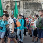 06.08.2017 Wiślica. Pielgrzymi wyruszyli z Wiślicy. / Kamil Włosowicz / Piesza pielgrzymka pod hasłem „Idźcie i głoście. Z Maryją niesiemy światu Chrystusa” wyruszyła z Wiślicy