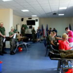 01.08.2017 Kielce. Honorowe oddawanie krwi w jednostce na Bukówce. / Marzena Mąkosa - Radio Kielce / Honorowe oddawanie krwi.