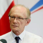 04.08.2017 Kielce. Konferencja prasowa. Podsumowanie pierwszych dni składania wniosków w ramach programu Rodzina 500 Plus. / Marzena Mąkosa - Radio Kielce / Dyrektor MOPR Kielce - Marek Scelina