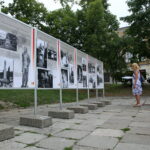 04.08.2017 Kielce. Wystawa o Marszałku Piłsudskim na placu Wolności. / Marzena Mąkosa - Radio Kielce / Wystawa dotycząca Marszałka Józefa Piłsudskiego na Placu Wolności