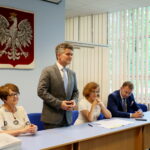 04.08.2017 Kielce. Wręczenie promes dla gmin i powiatów na inwestycje drogowe. / Marzena Mąkosa - Radio Kielce / Poseł na sejm RP - Maria Zuba, Senator RP - Krzysztof Słoń, Wojewoda Świętokrzyski - Agata Wojtyszek i Poseł na sejm RP - Michał Cieślak