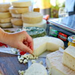 05.08.2017 Busko - Zdrój. Świętokrzyski Festiwal Wina. / Marzena Mąkosa - Radio Kielce / Degustacja serów