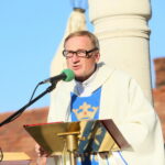 05.08.2017 Wiślica. Msza otwarcia 36. pieszej kieleckiej pielgrzymki pod przewodnictwem biskupa kieleckiego Jana Piotrowskiego. / Marzena Mąkosa - Radio Kielce / Otwarcie 36. pieszej kieleckiej pielgrzymki w Wiślicy