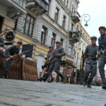 06.08.2017 Kielce. Rekonstrukcja pod Hotelem Bristol. / Marzena Mąkosa - Radio Kielce / Pod hotelem Bristol odtworzono potyczkę z 1914 roku