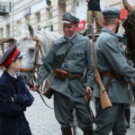 06.08.2017 Kielce. Rekonstrukcja pod Hotelem Bristol. / Marzena Mąkosa - Radio Kielce / Pod hotelem Bristol odtworzono potyczkę z 1914 roku