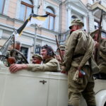 06.08.2017 Kielce. Rekonstrukcja pod Hotelem Bristol. / Marzena Mąkosa - Radio Kielce / Pod hotelem Bristol odtworzono potyczkę z 1914 roku