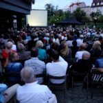 06.08.2017 Kielce. Tarasy Sztuki: PLENEROWE KINO Z MUZYKĄ NA ŻYWO / Marzena Mąkosa - Radio Kielce / Kino letnie pod KCK