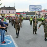 09.08.2017 Jędrzejów. Kadrówka dotarła do Jędrzejowa. / Marzena Mąkosa - Radio Kielce / 09.08.2017 Marsz Szlakiem Kadrówki dotarł do Jędrzejowa