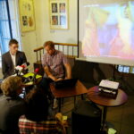 09.08.2017 Kielce. Konferencja prasowa w Teatrze Lalki i Aktora "Kubuś". / Marzena Mąkosa - Radio Kielce / Karol Gadowski i Robert Drobniuch