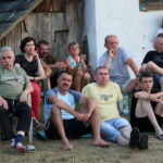 10.08.2017 Choiny. Wybory przyszłorocznego komendanta 53. Marszu Szlakiem Kadrówki. / Marzena Mąkosa - Radio Kielce / Uczestnicy Marszu Szlakiem Kadrówki w czasie zebrania związanego z wyborem nowego komendanta