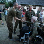 10.08.2017 Choiny. Wybory przyszłorocznego komendanta 53. Marszu Szlakiem Kadrówki. / Marzena Mąkosa - Radio Kielce / Dionizy Krawczyński po raz kolejny został komendantem Marszu Szlakiem Kadrówki