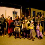 11.08.2017 Nowa Słupia. Uczestnicy historycznego Korowodu z Pochodniami / Marzena Mąkosa - Radio Kielce / Nowa Słupia. Uroczysty Korowód z Pochodniami z okazji 51. Dymarek Świętokrzyskich.