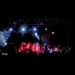 11.08.2017 Nowa Słupia. Uczestnicy Korowodu w Centrum Kulturowo - Archeologicznym / Marzena Mąkosa - Radio Kielce / Nowa Słupia. Uroczysty Korowód z Pochodniami z okazji 51. Dymarek Świętokrzyskich.