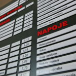 12.08.2017 Kielce. Oferta Centralnego Baru Mlecznego / Marzena Mąkosa - Radio Kielce / Otwarcie Centralnego Baru Mlecznego Społem PSS przy ulicy Sienkiewicza