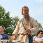 12.08.2017 Nowa Słupia. Zespół grający na bębnach w Centrum Kulturowo - Archeologicznym / Marzena Mąkosa - Radio Kielce / 51. Dymarki w Centrum Kulturowo - Archeologicznym.